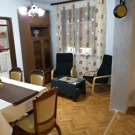 Vikendica Luka Lägenhet